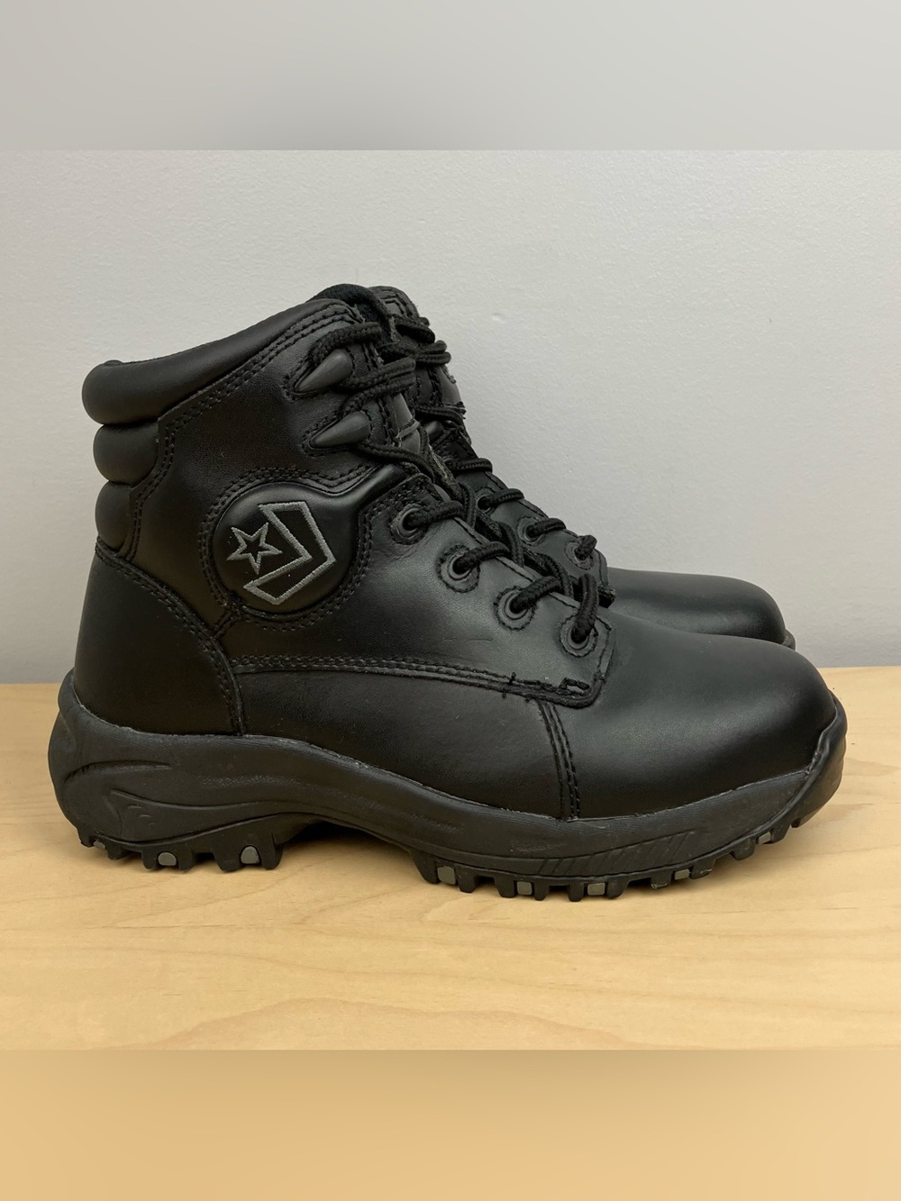 Converse Men’s Size 6.0 M Black Leather Safety Toe Work Boots Ankle Lace Up